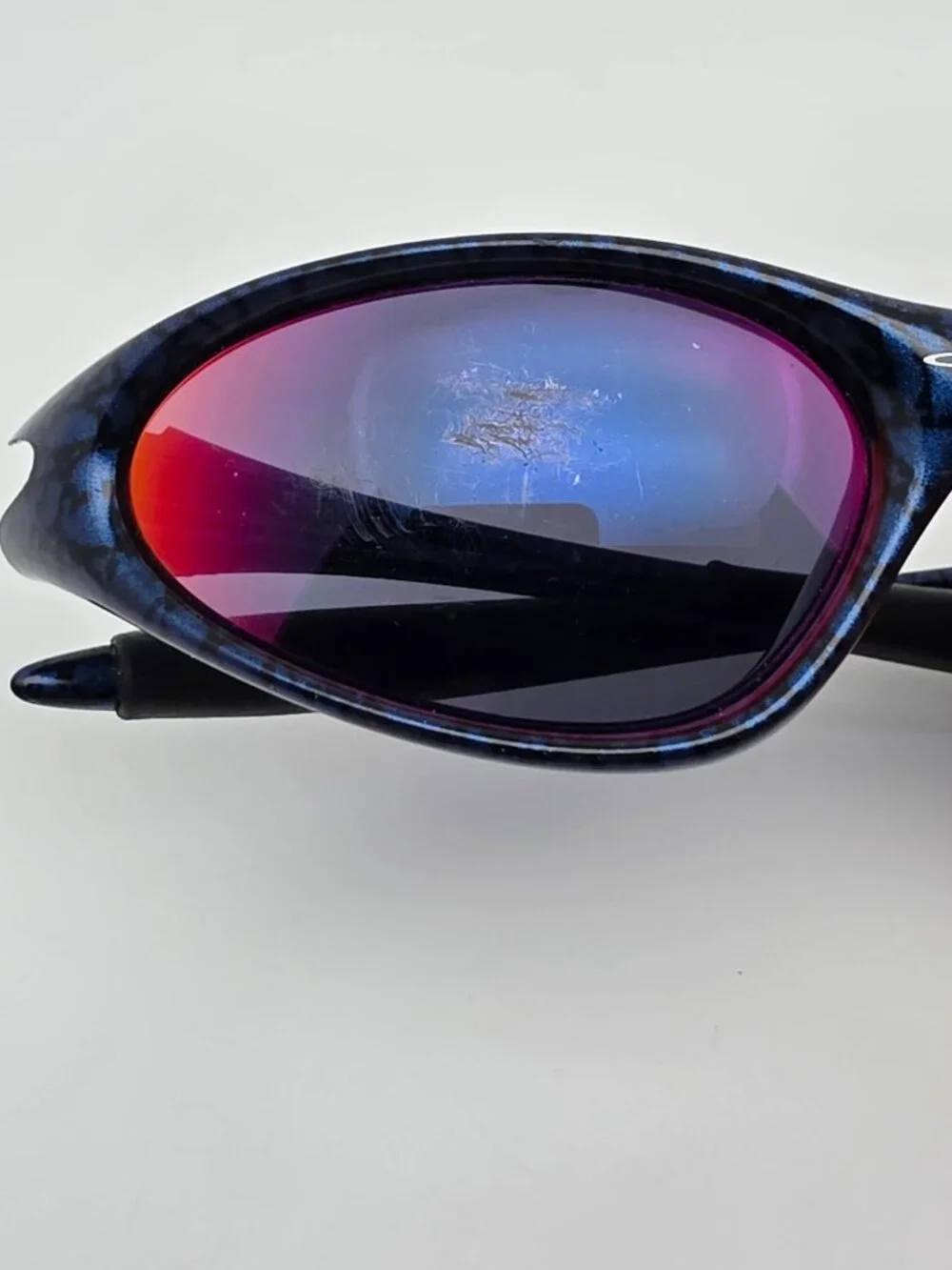 Oakley 04-088 Minute Gen 2 Cobalt Frame +Red Iridium Lens Sunglasses 54-18-133